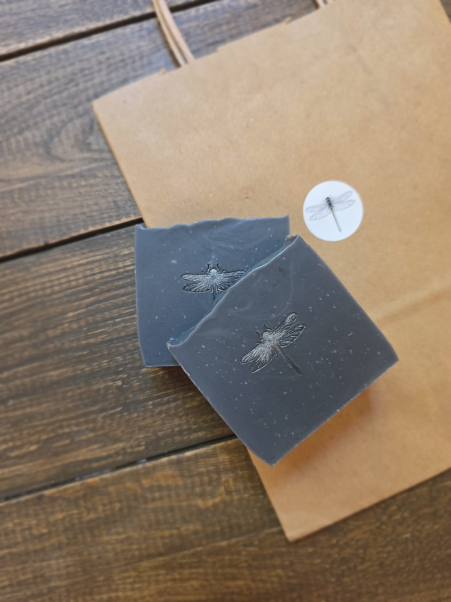 סבון טראצו פחם פעיל