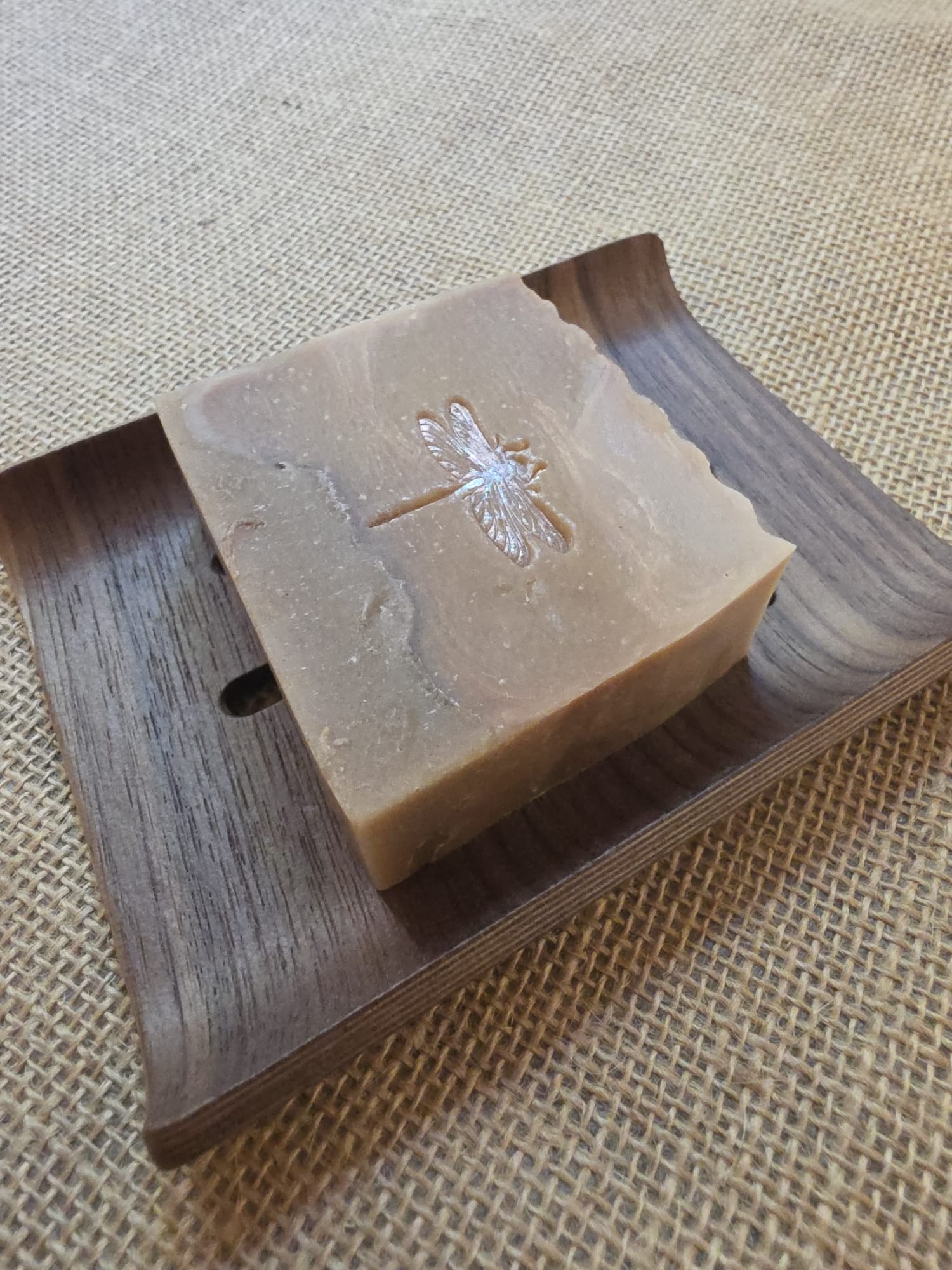 סבון דבש ושיבולת שועל